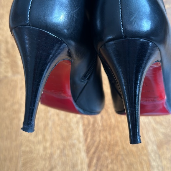 Christian Louboutin So Kate booties size 7 1/2 near new - Picture 11 of 13